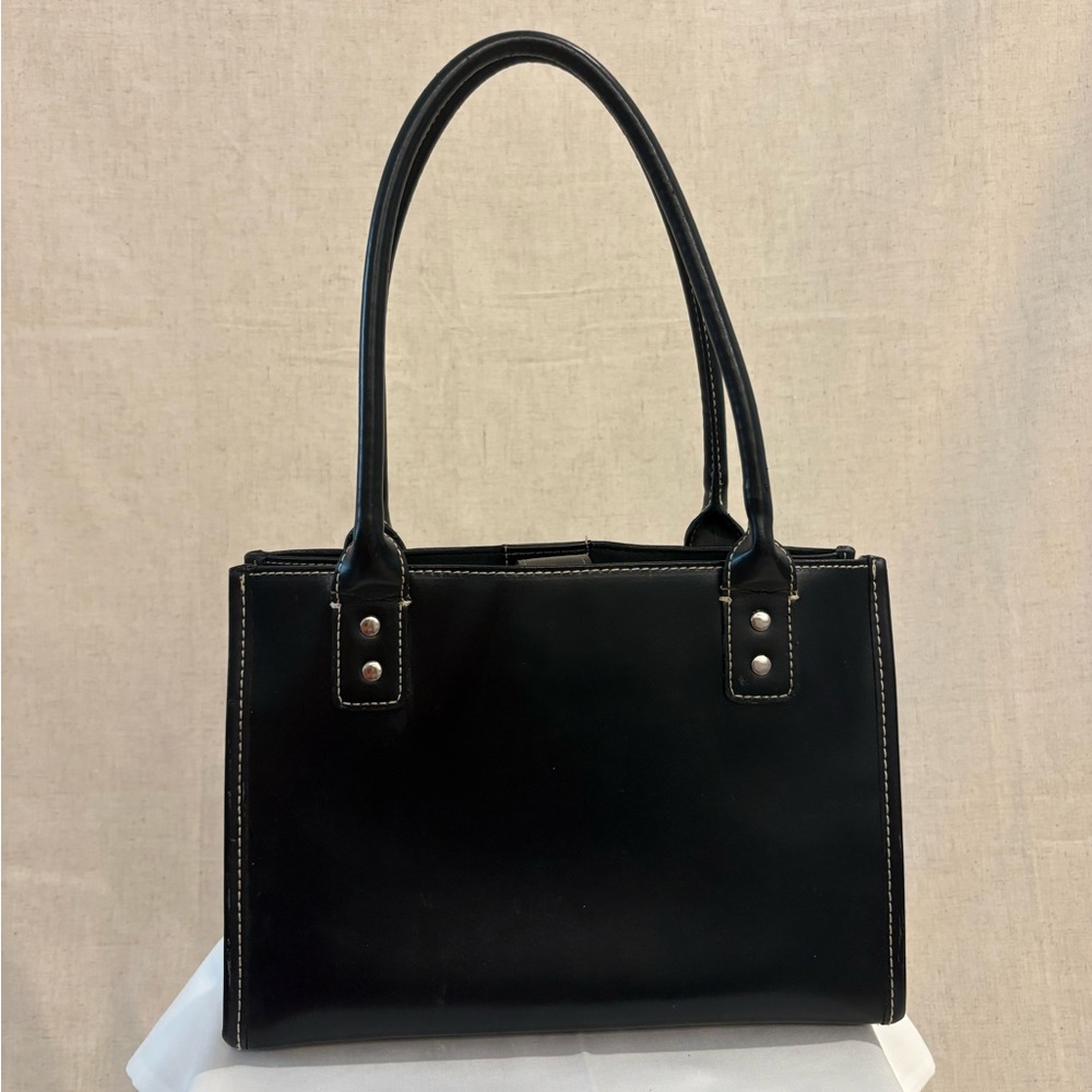 Wilson’s Leather Black Handbag